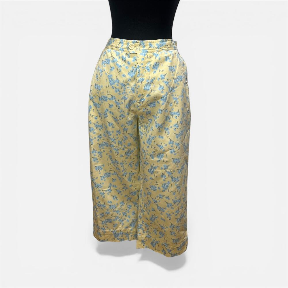 Vintage Style Ms. Lee Floral Cottagecore Capri Pants